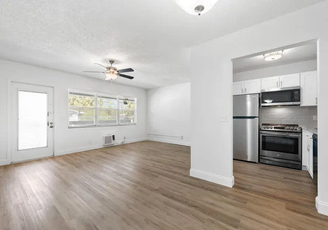 1st image of 142 Ventnor Dr #I, Deerfield Beach, FL 33442 | MLS# B26036660