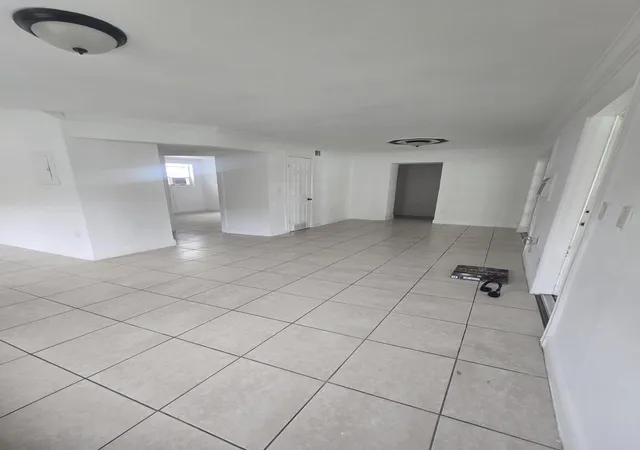 4th image of 6209 Grant St, Hollywood, FL 33024 | MLS# B26036698