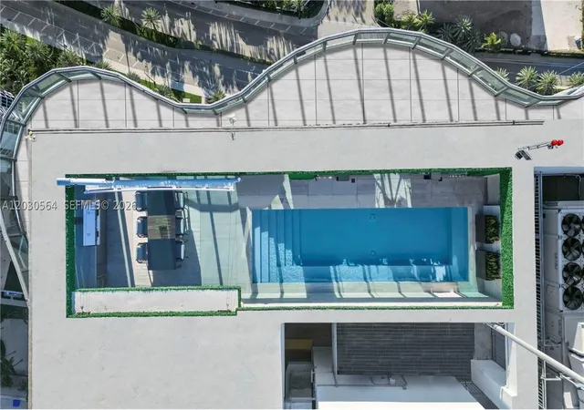 2nd image of 19575 Collins Ave, Sunny Isles Beach, FL 33160