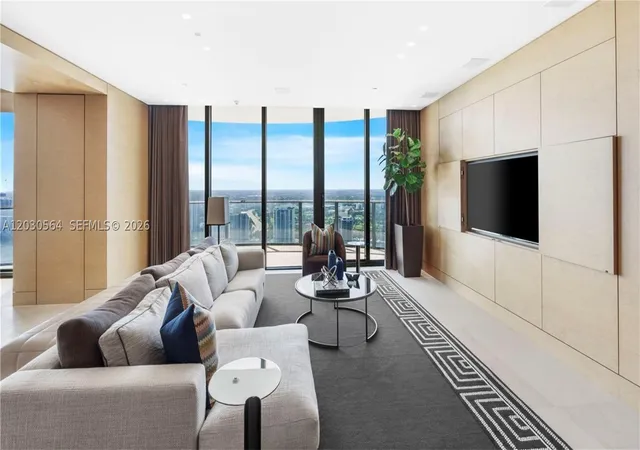 4th image of 19575 Collins Ave #PH-43, Sunny Isles Beach, FL 33160 | MLS# A12030564