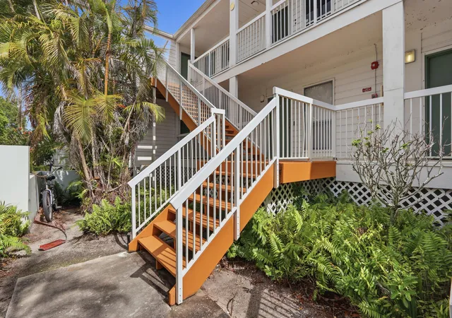 Homes for sale in Palm Beach Gardens, FL | 250 Cypress Point Dr, Palm Beach Gardens, FL 33418 | MLS# B26036731