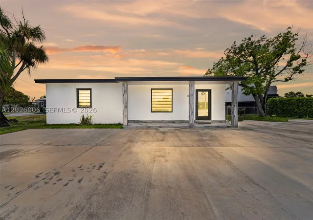 Homes for sale in Miami, FL | 10700 Sw 46th St, Miami, FL 33165 | MLS# A12026006