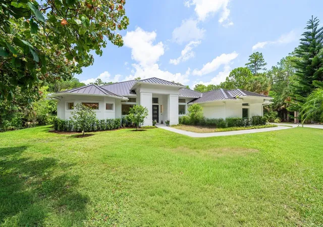 3rd image of 11871 Randolph Siding Rd N, Jupiter, FL 33478 | MLS# B26036769