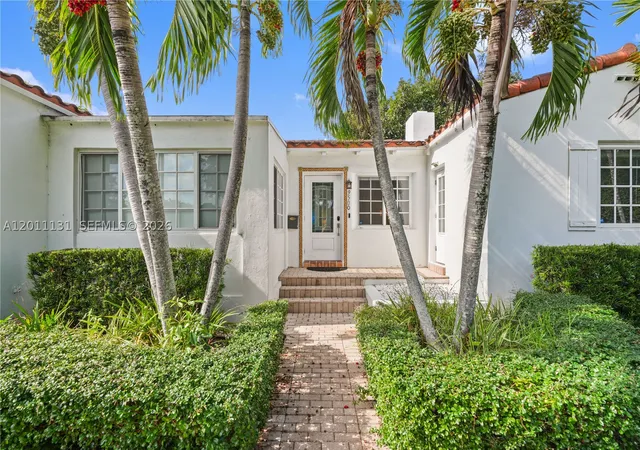 Photo 2 of Single family home for sale at 9500 N Miami Ave, Miami Shores, FL 33150 | MLS# A12011131 | Listing updated on 2026-08-26