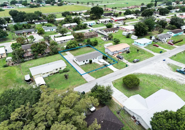 41st image of 1028 Kentucky Ave, Clewiston, FL 33440 | MLS# B26036546