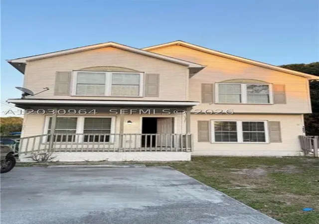1st image of 1742 Sw 44th Ter, Fort Lauderdale, FL 33317 | MLS# A12030964