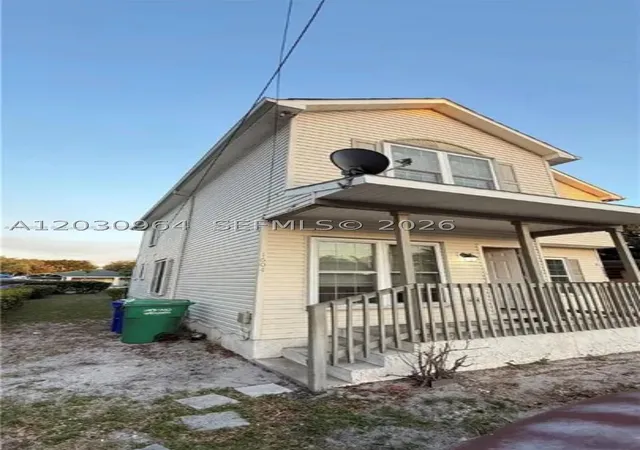 2nd image of 1742 Sw 44th Ter, Fort Lauderdale, FL 33317 | MLS# A12030964