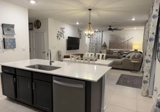 Homes for sale in Homestead, FL | 1325 Ne 2nd Court, Homestead, FL 33033 | MLS# B26036879
