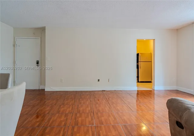 4th image of 482 Nw 165Th St Rd #A-201, Miami, FL 33169 | MLS# A12030202