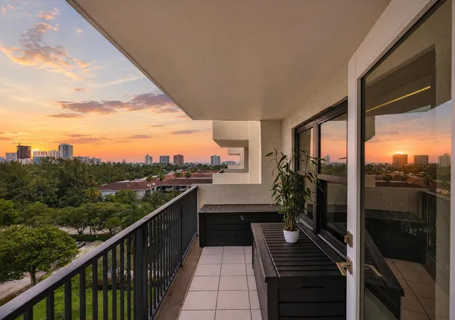 Homes for sale in Fort Lauderdale, FL | 3200 Port Royale Dr N #910, Fort Lauderdale, FL 33308 | MLS# B26036935