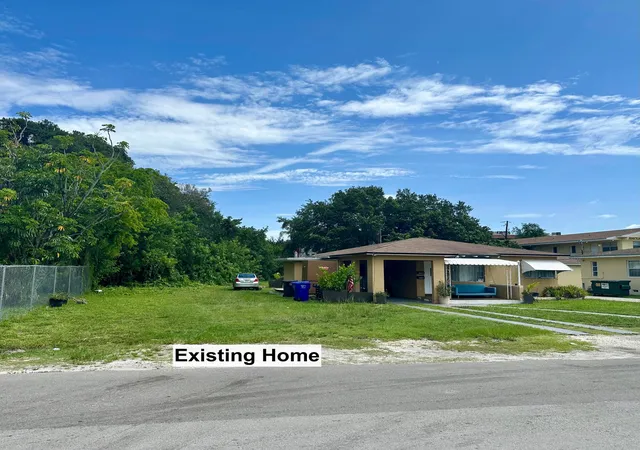 2nd image of 2531 Pierce St, Hollywood, FL 33020 | MLS# B26036952
