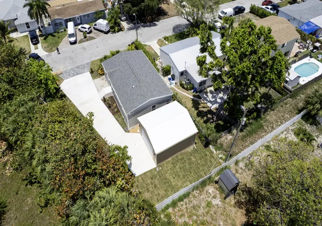 5th image of 1757 N 12Th Ct Ct N, Lake Worth Beach, FL 33460 | MLS# B26036995