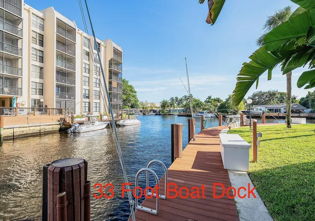 2nd image of 18 Royal Palm Way Way #109, Boca Raton, FL 33432 | MLS# B26037008