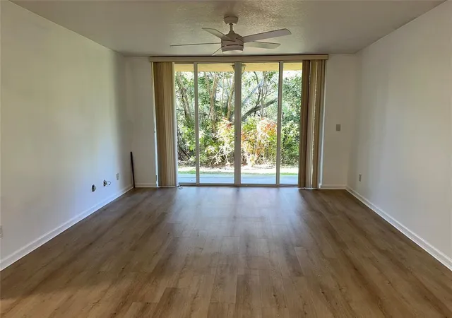 2nd image of 529 E Sheridan St, Dania, FL 33004