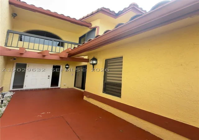 2nd image of 5375 10th Fairway Dr #2, Delray Beach, FL 33484 | MLS# A12029632