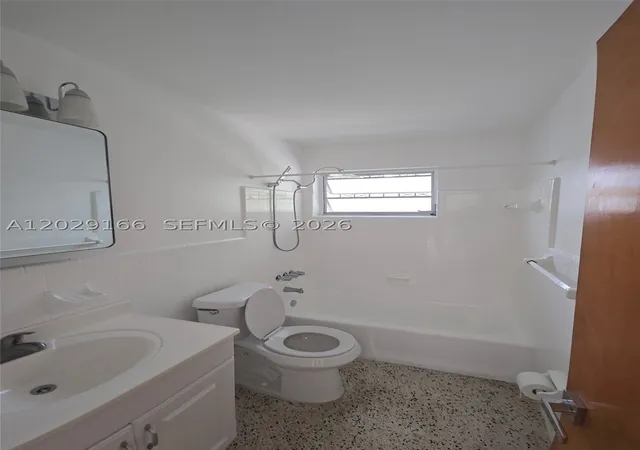 3rd image of 3435 Nw 4Th St, Miami, FL 33125 | MLS# A12029166