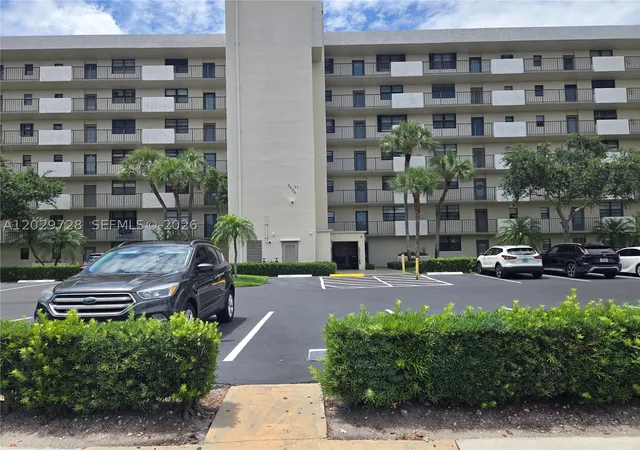 Photo 2 of Sale Pending at 2400 Deer Creek Country Club Blvd #309-1, Deerfield Beach, FL 33442 | MLS# A12029728 | Listing updated on 2026-10-08