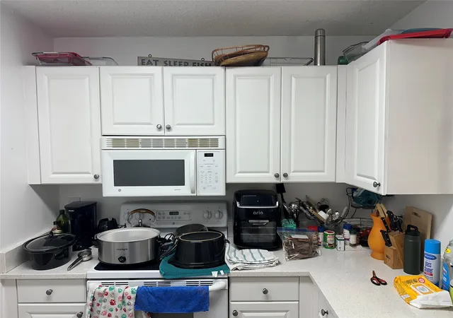 5th image of 1450 Se 3Rd Ave #107, Dania, FL 33004 | MLS# B26037133