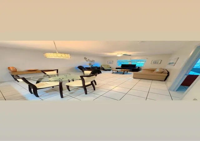 3rd image of 1560 Mckinley St, Hollywood, FL 33020