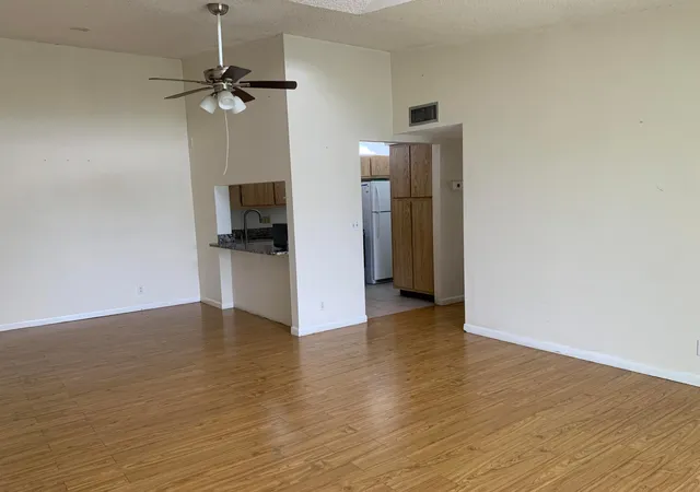 3rd image of 1113 Grn Pine Blvd, West Palm Beach, FL 33409