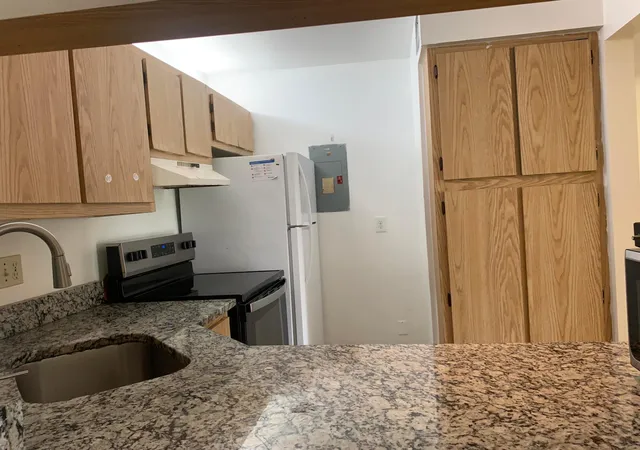 4th image of 1113 Grn Pine Blvd, West Palm Beach, FL 33409