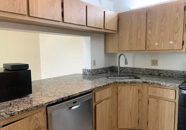 5th image of 1113 Grn Pine Blvd, West Palm Beach, FL 33409
