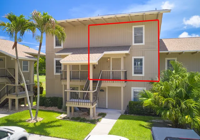 Homes for sale in Tequesta, FL | 18439 Se Wood Hvn Ln, Tequesta, FL 33469