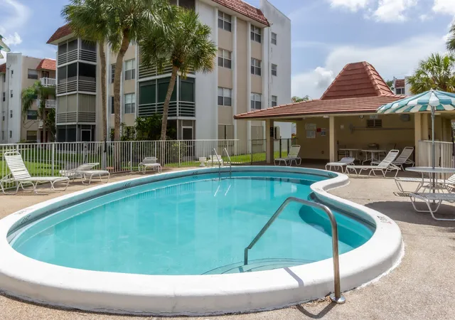 3rd image of 3531 Inverrary Dr #H406, Lauderhill, FL 33319 | MLS# B26037316