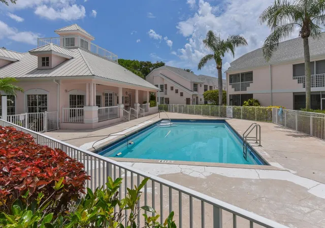 1st image of 201 Muirfield Ct #201e, Jupiter, FL 33458 | MLS# B26037340