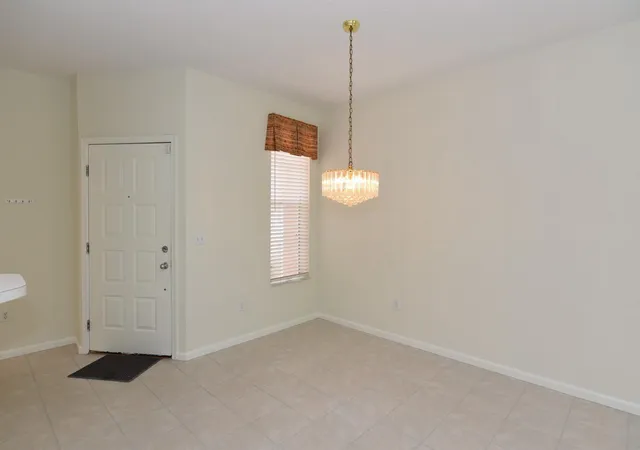 4th image of 201 Muirfield Ct #201e, Jupiter, FL 33458 | MLS# B26037340