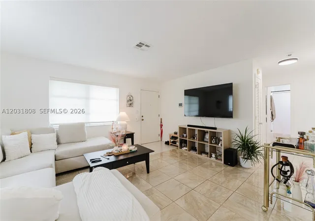 Photo 2 of Single family home for sale at 2604 Nw 48th St, Tamarac, FL 33309 | MLS# A12031808 | Listing updated on 2026-08-18