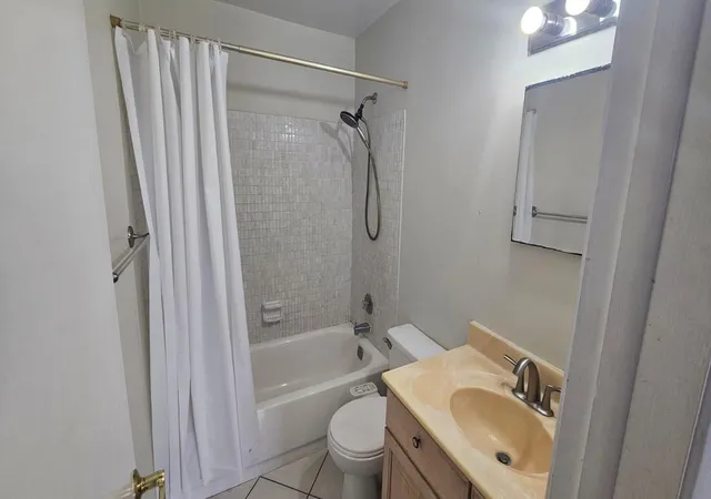 16th image of 9911 Sandalfoot Blvd #116, Boca Raton, FL 33428 | MLS# B26037379