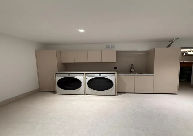 10th image of 3244 Sw 53rd Ct, Fort Lauderdale, FL 33312 | MLS# B26037386