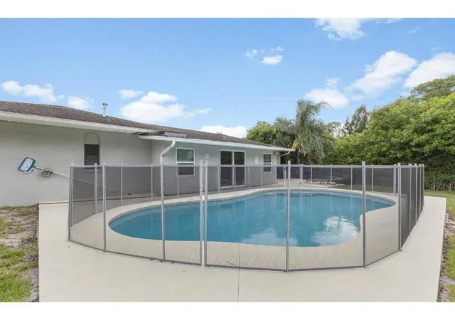 Homes for sale in Sebastian, FL | 758 Beard Ave, Sebastian, FL 32958 | MLS# B26037423