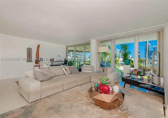 2nd image of 900 Bay Dr #122, Miami Beach, FL 33141 | MLS# A12031848
