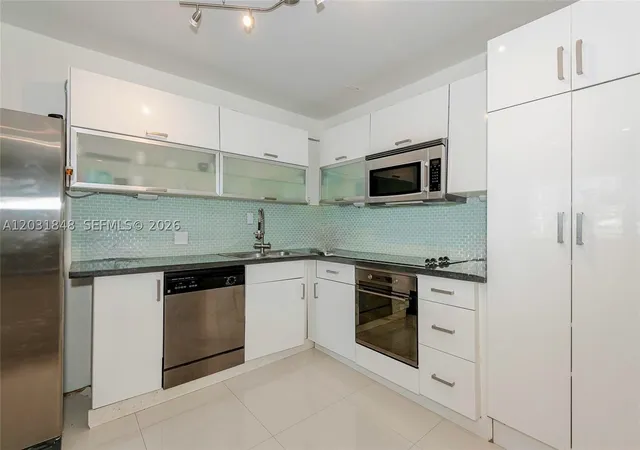 5th image of 900 Bay Dr #122, Miami Beach, FL 33141 | MLS# A12031848