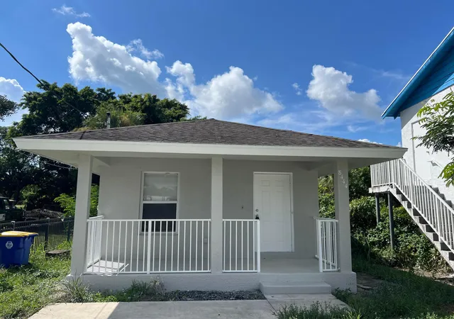 1st image of 8444 Se Date St, Hobe Sound, FL 33455 | MLS# B26037459