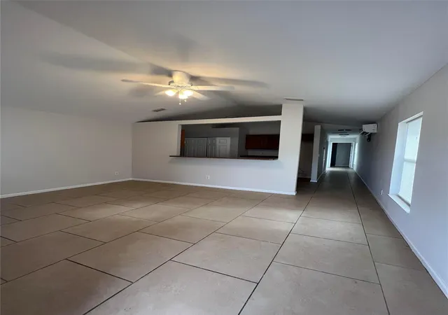 3rd image of 8444 Se Date St, Hobe Sound, FL 33455 | MLS# B26037459