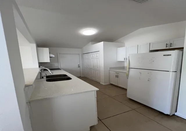 5th image of 8444 Se Date St, Hobe Sound, FL 33455 | MLS# B26037459