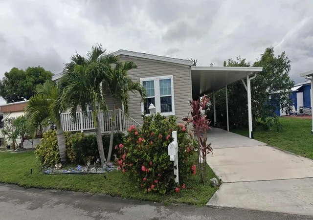 Homes for sale in Riviera Beach, FL | 7306 43rd Ter N, Riviera Beach, FL 33404 | MLS# B26037488
