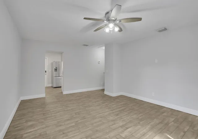 5th image of 2227 Ne 3Rd Ave, Delray Beach, FL 33444
