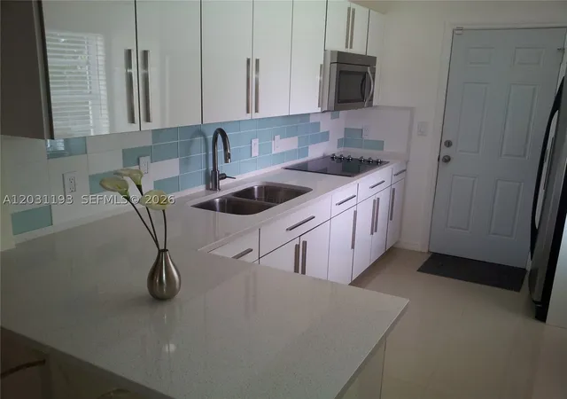 Homes for sale in Miami, FL | (Undisclosed), Miami, FL 33157 | MLS# A12031193