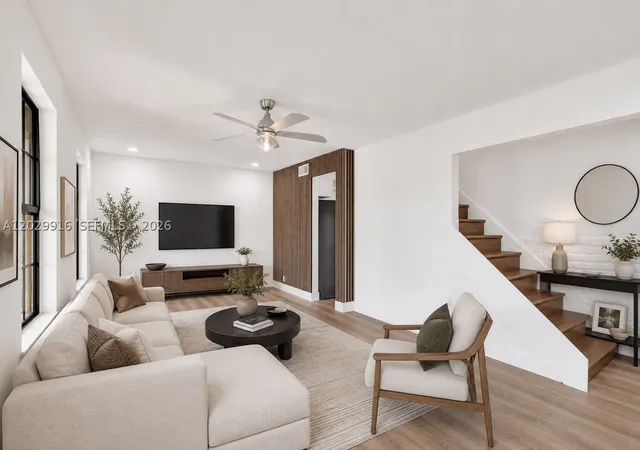 Listing Photo 5 - Condo for sale in building located at 2613 NW 47th Ter, Lauderdale Lakes, FL 33313 - Unit #202