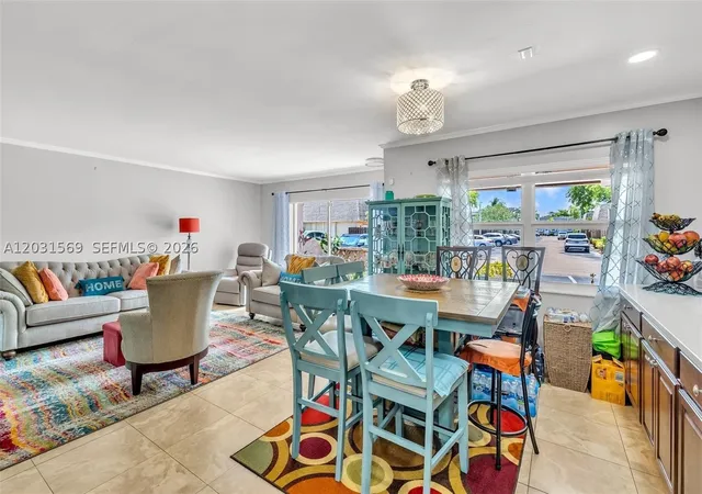 5th image of 2316 Sw 81St Way #8, North Lauderdale, FL 33068 | MLS# A12031569