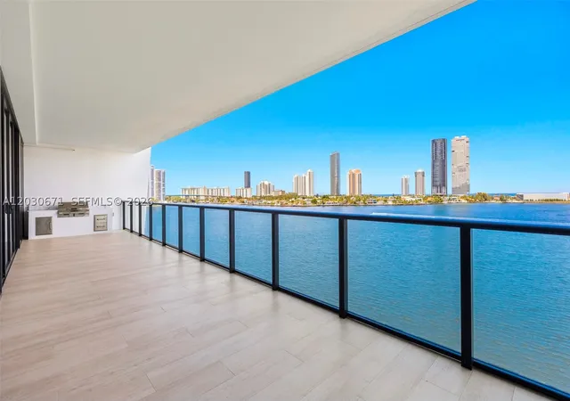 5th image of 5500 Island Estates Dr #506, Aventura, FL 33160 | MLS# A12030671