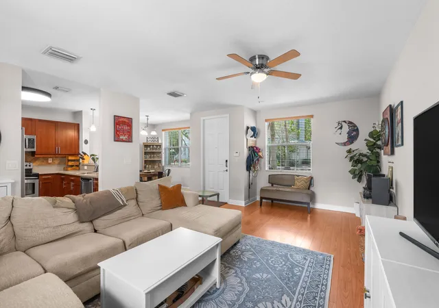 Homes for sale in Fort Lauderdale, FL | 1317 Sw 4Th St, Fort Lauderdale, FL 33312 | MLS# B26037573