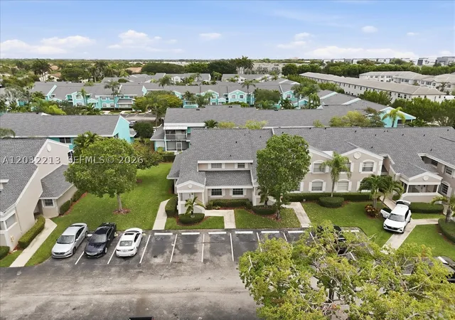 Listing Photo 2 - Condo for sale in building located at 2614 Se 21St Ct, Homestead, FL 33035 - Unit #201-B