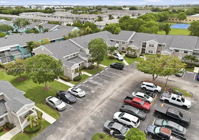 Listing Photo 3 - Condo for sale in building located at 2614 Se 21St Ct, Homestead, FL 33035 - Unit #201-B