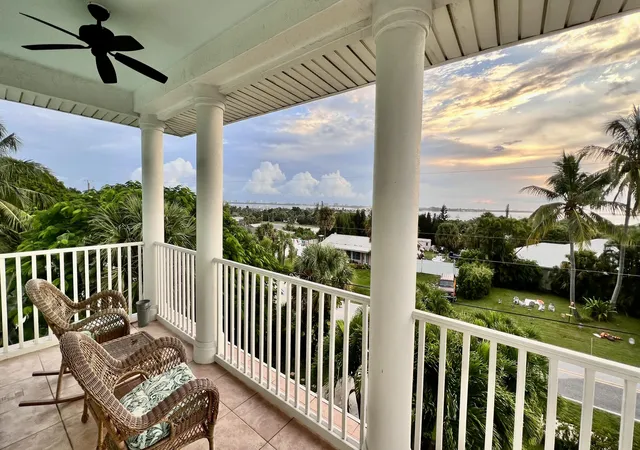 Homes for sale in Jensen Beach, FL | 3392 Ne Skyline Dr, Jensen Beach, FL 34957 | MLS# B26037864