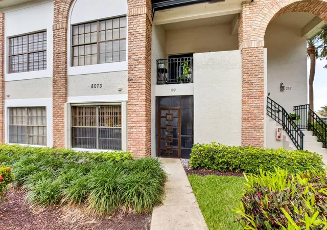 Homes for sale in Boynton Beach, FL | 8073 Aberdeen Dr #102, Boynton Beach, FL 33472 | MLS# B26037944
